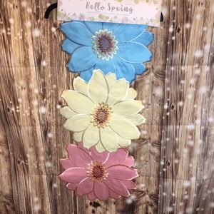 3 Flower Spring Table Centerpiece Runner